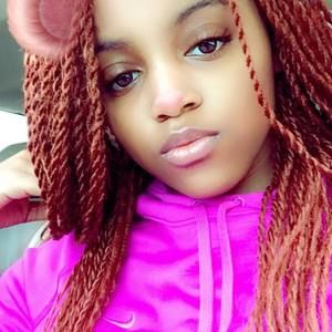 Meet your Posher, Destiney